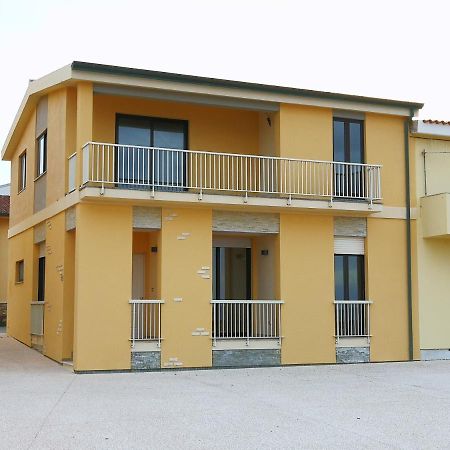 דירות Santa Lucia Fronte Mare מראה חיצוני תמונה