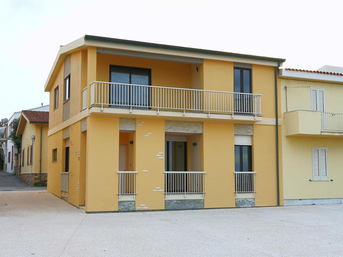 דירות Santa Lucia Fronte Mare מראה חיצוני תמונה